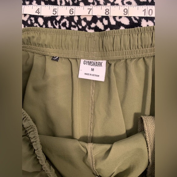 🥰SOLD🥰Green men’s Gymshark shorts💚🥰SOLD🥰 - Picture 9 of 11